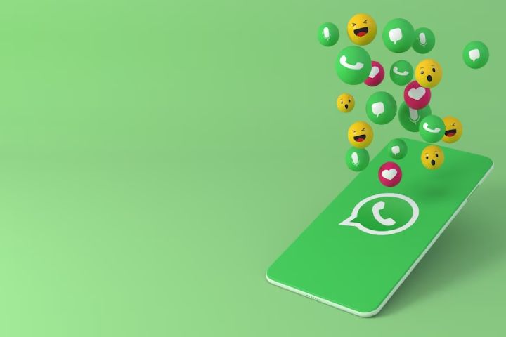WhatsApp: Pros And Cons Of Using It As Customer Service