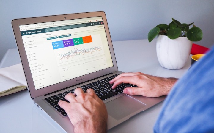 The Benefits of Implementing AI-Powered Enterprise Search in Your Business